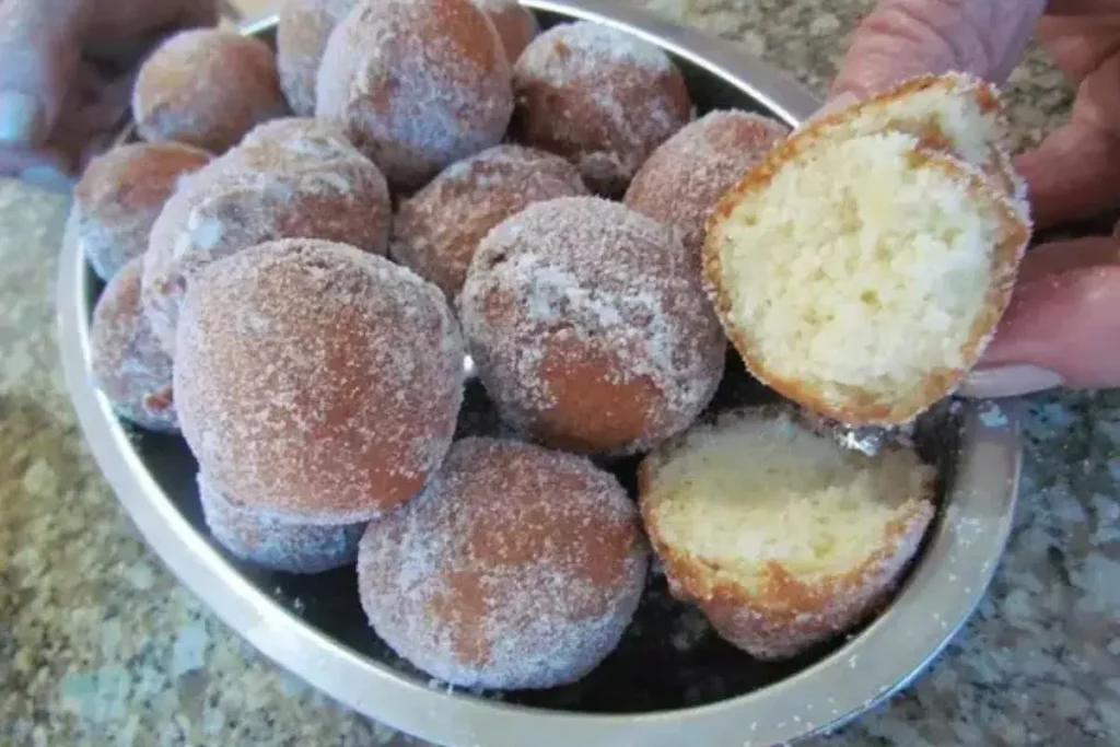 Bolinho de chuva com leite condensado